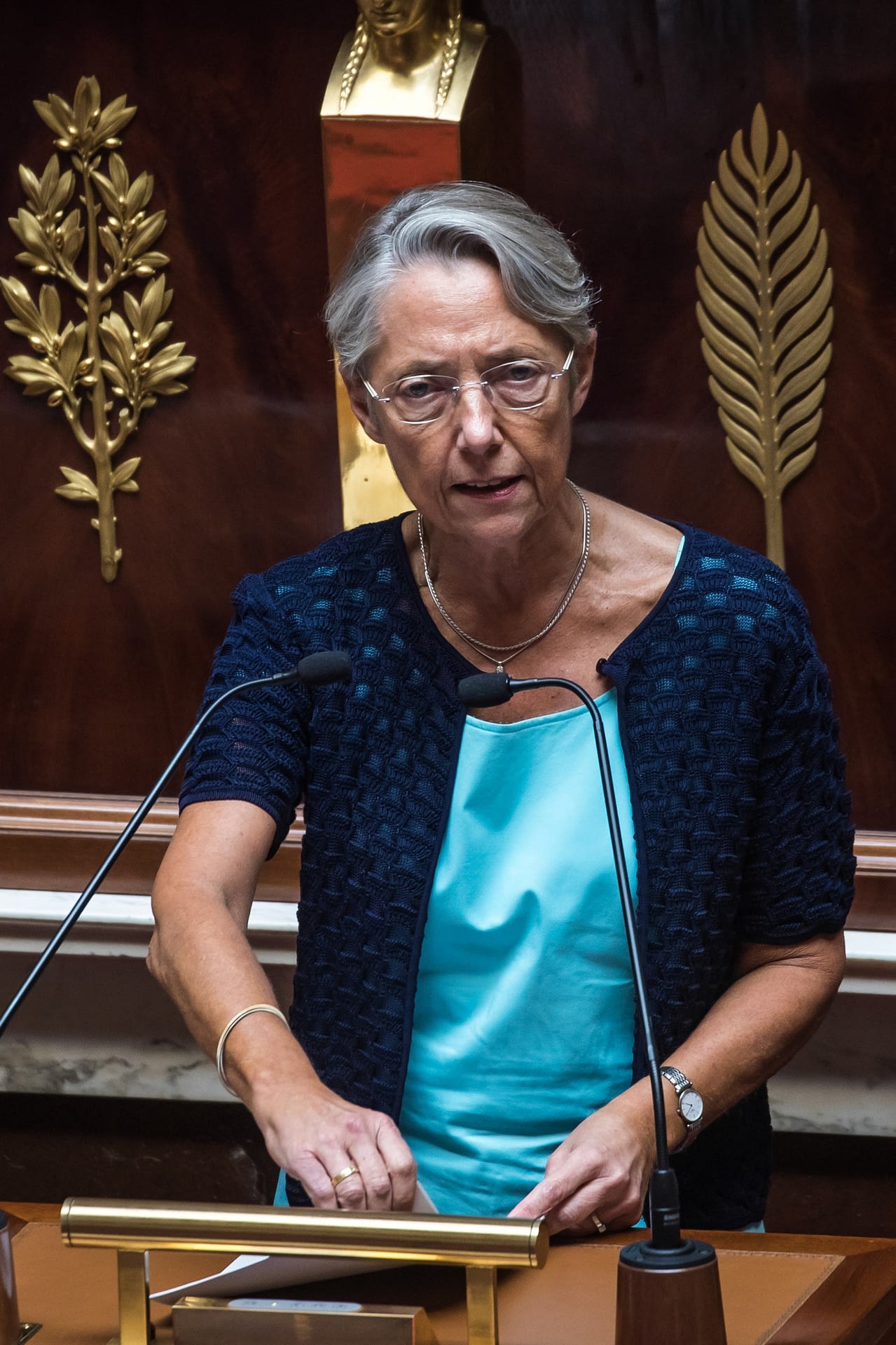 Párizs, 2022. július 11.
Élisabeth Borne francia miniszterelnök a nemzetgyűlés párizsi üléstermében a kormány ellen a baloldali szövetség, a NUPES által benyújtott bizalmatlansági indítvány vitájában 2022. július 11-én.
MTI/EPA/Christophe Petit Tesson